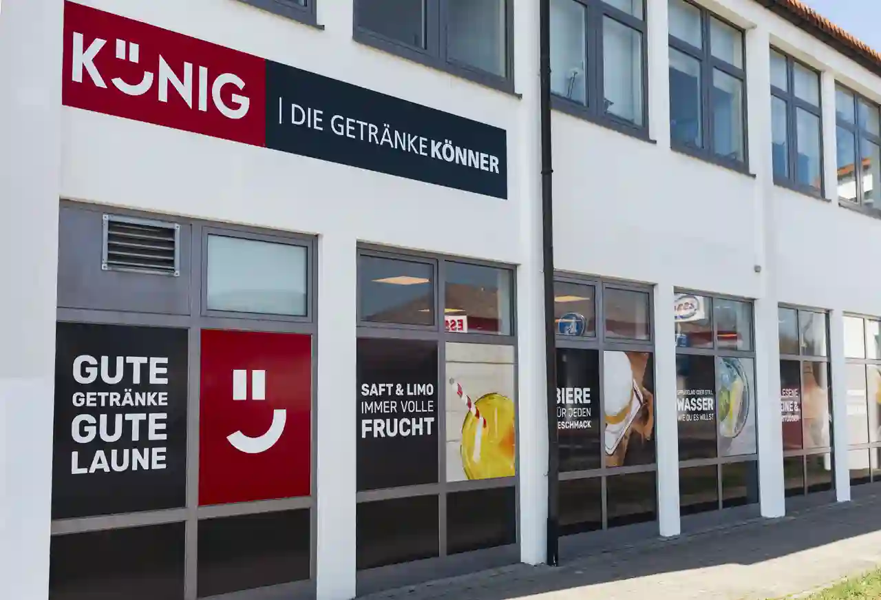 u&szlig;enansicht des Getr&auml;nke-K&ouml;nig-Marktes in Dinkelsb&uuml;hl